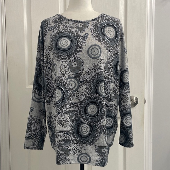 Papillon Gray Pattered Top  Tunic Round Neck Long Sleeve OS Fit Sz L - Picture 1 of 9